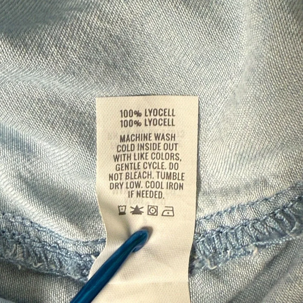 Aerie Shorts Womens Small Blue Chambray‎ Light Wash Belted Lightweight Jorts